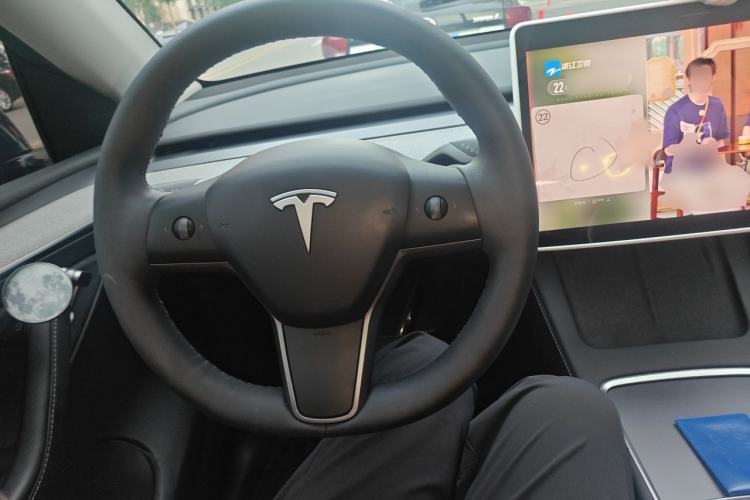 Used Tesla Model Y 2024 Rear-Wheel-Drive Version Steering Wheel