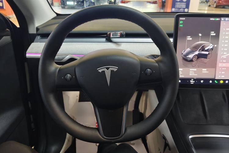 Used Tesla Model Y 2024 Rear-Wheel-Drive Version Steering Wheel