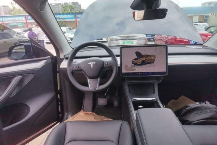 Used Tesla Model Y 2024 Rear-Wheel-Drive Version Steering Wheel