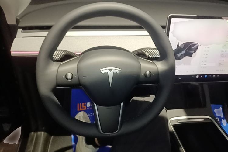 Used Tesla Model Y 2024 Rear-Wheel-Drive Version Steering Wheel