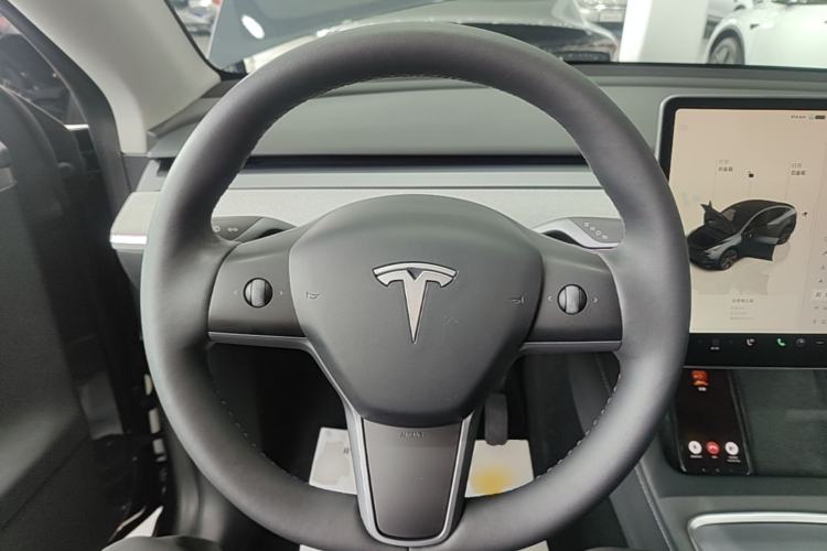 Used Tesla Model Y 2024 Rear-Wheel-Drive Version Steering Wheel