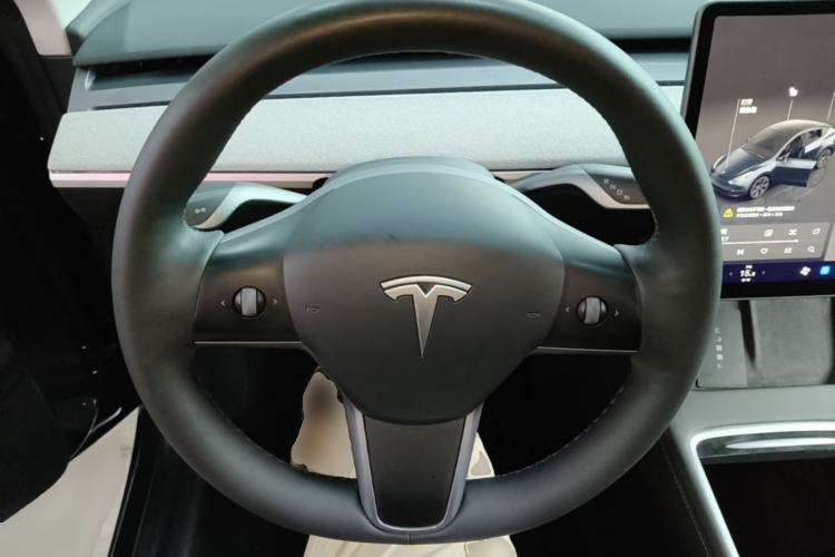 Used Tesla Model Y 2024 Rear-Wheel-Drive Version Steering Wheel