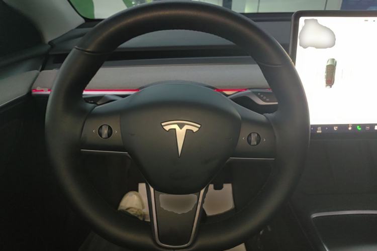 Used Tesla Model Y 2024 Rear-Wheel-Drive Version Steering Wheel