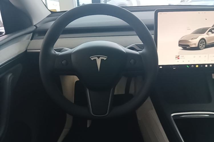 Used Tesla Model Y 2024 Rear-Wheel-Drive Version Steering Wheel
