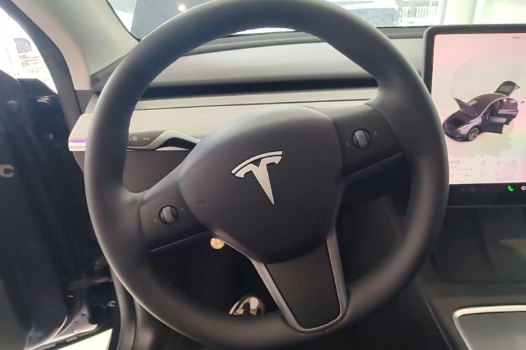 Used Tesla Model Y 2024 Rear-Wheel-Drive Version Steering Wheel