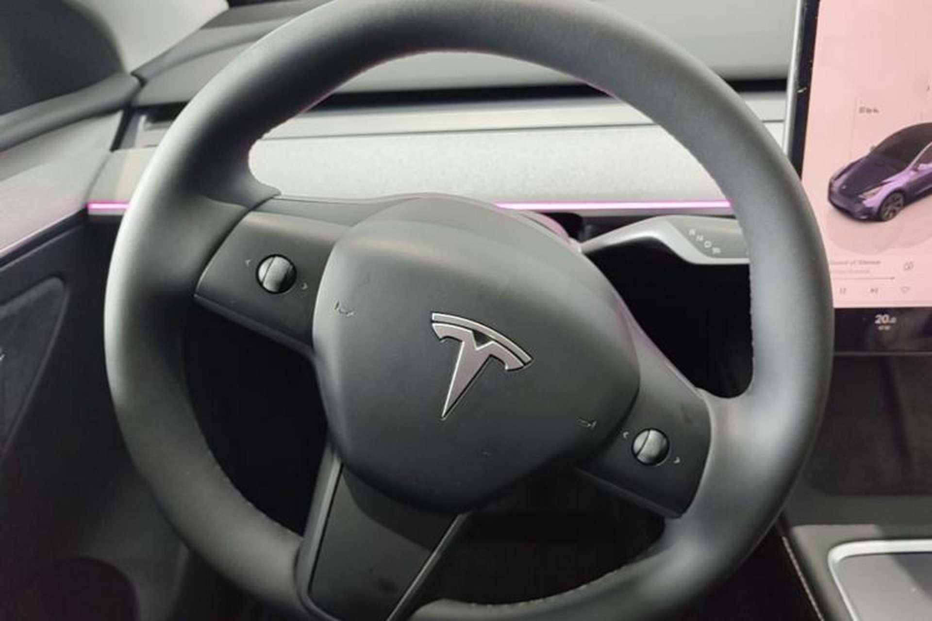 Used Tesla Model Y 2024 Rear-Wheel-Drive Version Steering Wheel