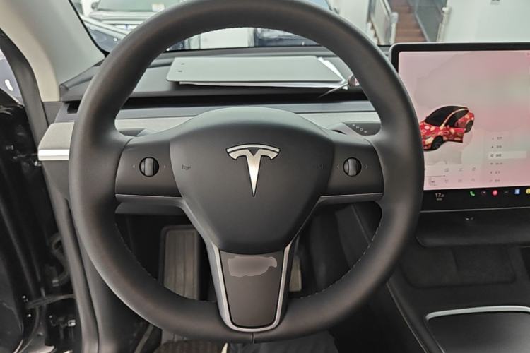 Used Tesla Model Y 2024 Rear-Wheel-Drive Version Steering Wheel