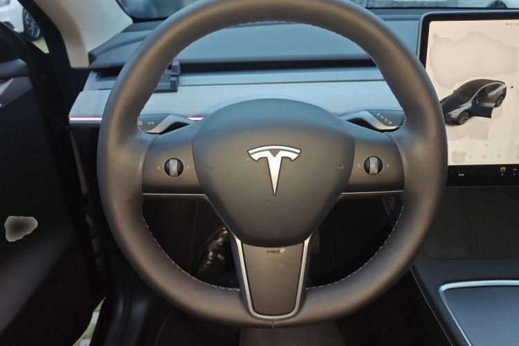 Used Tesla Model Y 2024 Rear-Wheel-Drive Version Steering Wheel
