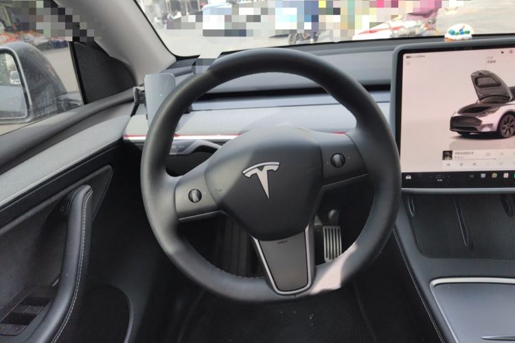 Used Tesla Model Y 2024 Rear-Wheel-Drive Version Steering Wheel