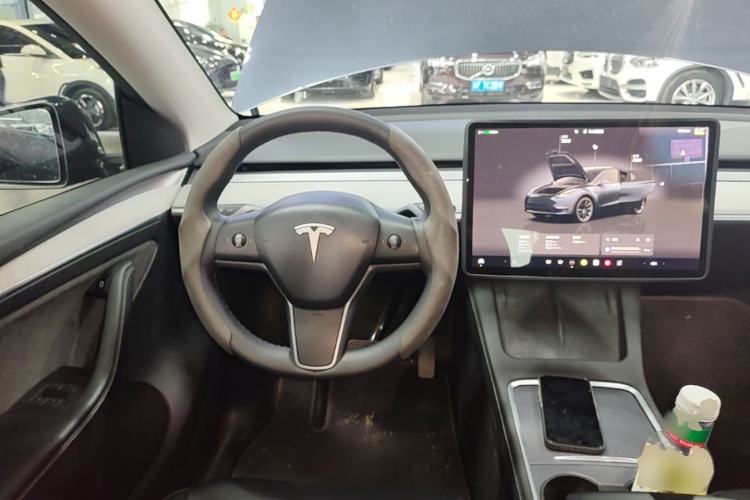 Used Tesla Model Y 2024 Rear-Wheel-Drive Version Steering Wheel