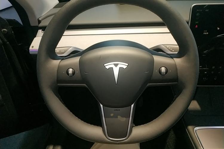 Used Tesla Model Y 2024 Rear-Wheel-Drive Version Steering Wheel
