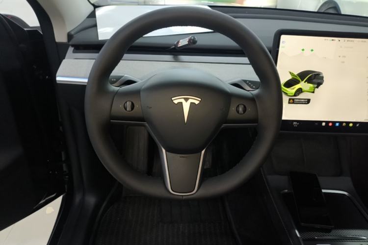 Used Tesla Model Y 2024 Rear-Wheel-Drive Version Steering Wheel