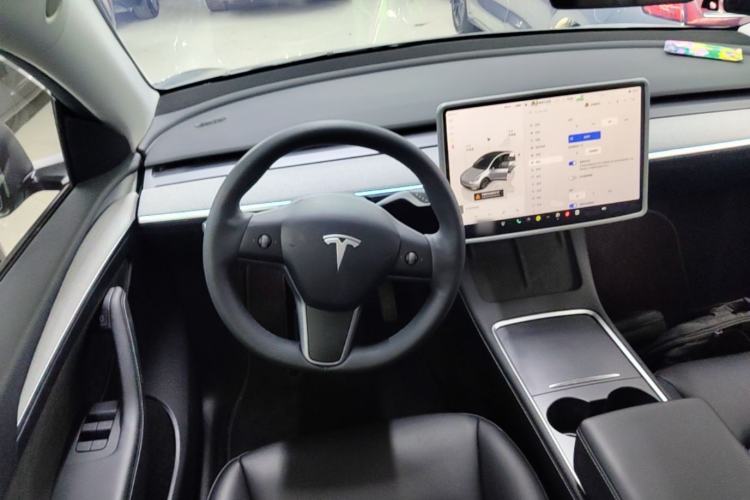 Used Tesla Model Y 2024 Rear-Wheel-Drive Version Steering Wheel