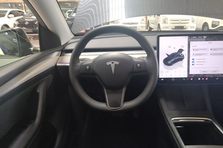 Used Tesla Model Y 2024 Rear-Wheel-Drive Version Steering Wheel