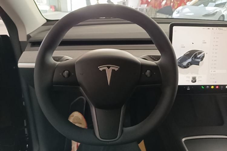 Used Tesla Model Y 2024 Rear-Wheel-Drive Version Steering Wheel