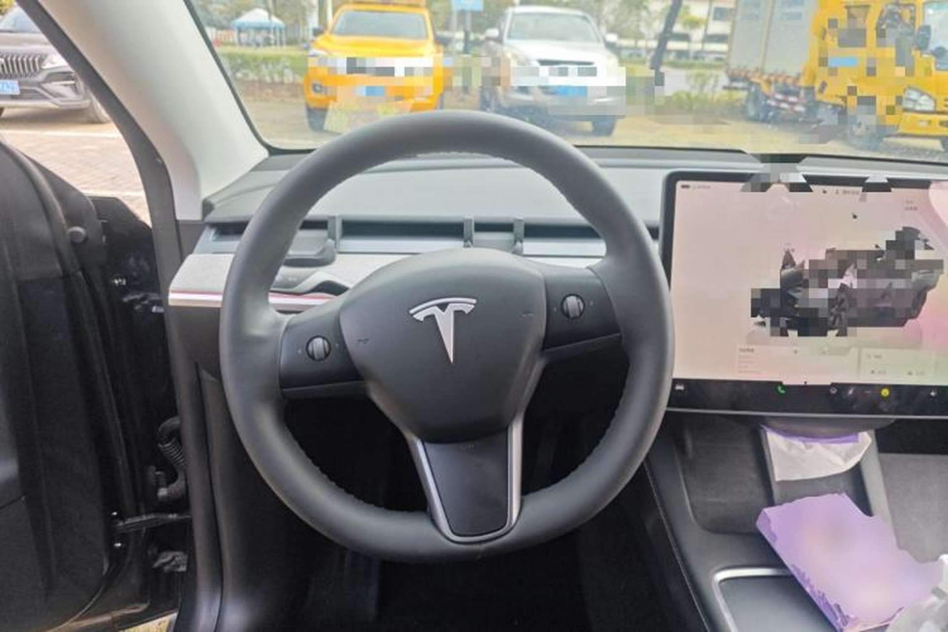 Used Tesla Model Y 2024 Rear-Wheel-Drive Version Steering Wheel