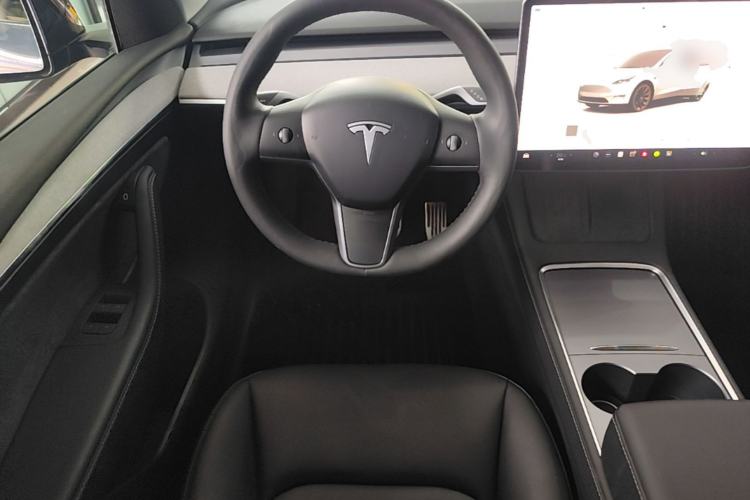 Used Tesla Model Y 2024 Rear-Wheel-Drive Version Steering Wheel