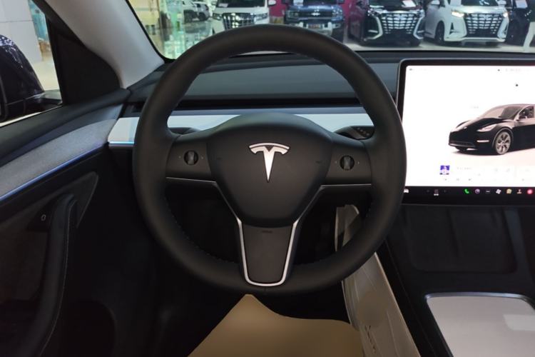 Used Tesla Model Y 2024 Rear-Wheel-Drive Version Steering Wheel