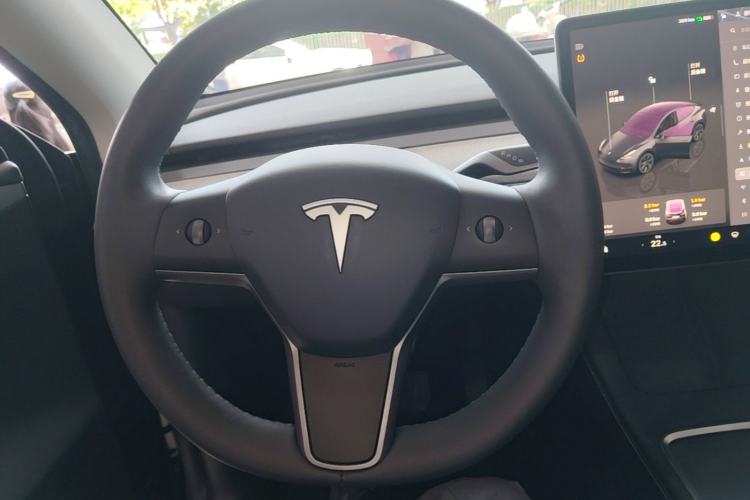 Used Tesla Model Y 2024 Rear-Wheel-Drive Version Steering Wheel