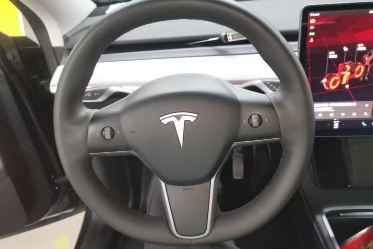 Used Tesla Model Y 2024 Rear-Wheel-Drive Version Steering Wheel
