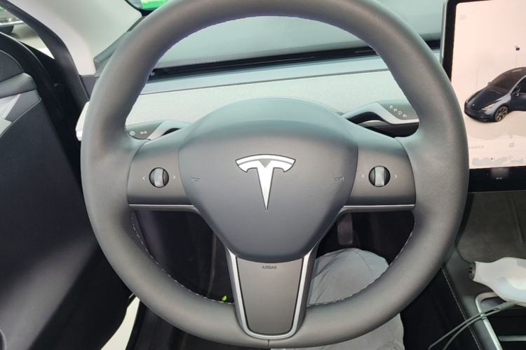 Used Tesla Model Y 2024 Rear-Wheel-Drive Version Steering Wheel