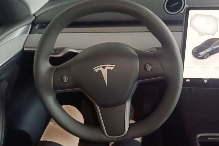 Used Tesla Model Y 2024 Rear-Wheel-Drive Version Steering Wheel