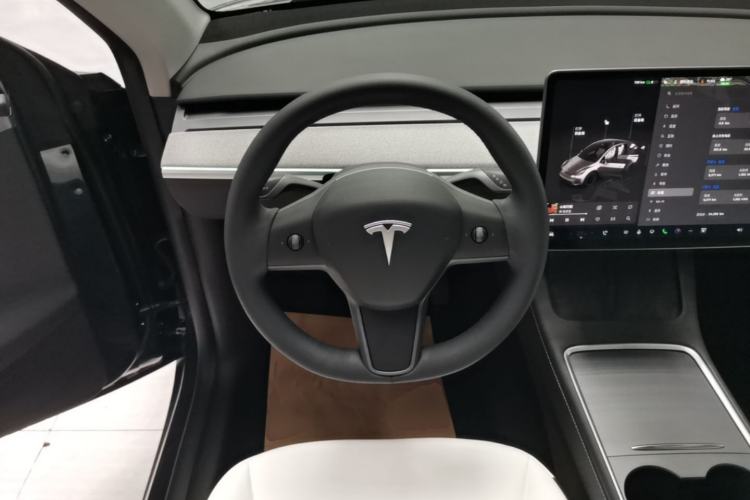 Used Tesla Model Y 2024 Rear-Wheel-Drive Version Steering Wheel