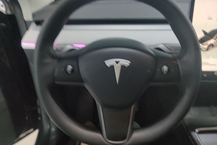Used Tesla Model Y 2024 Rear-Wheel-Drive Version Steering Wheel