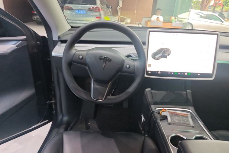 Used Tesla Model Y 2024 Rear-Wheel-Drive Version Steering Wheel