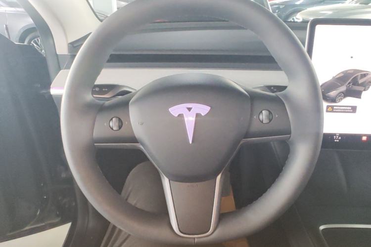 Used Tesla Model Y 2024 Rear-Wheel-Drive Version Steering Wheel