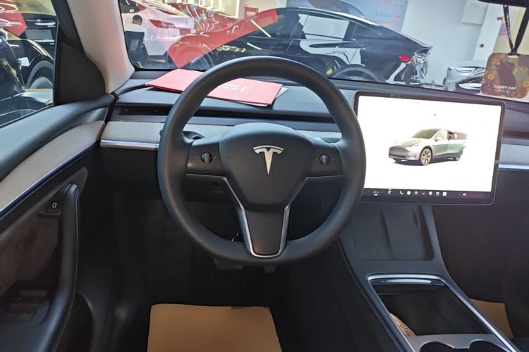 Used Tesla Model Y 2024 Rear-Wheel-Drive Version Steering Wheel