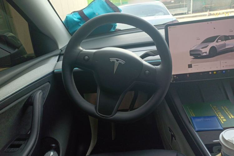 Used Tesla Model Y 2024 Rear-Wheel-Drive Version Steering Wheel