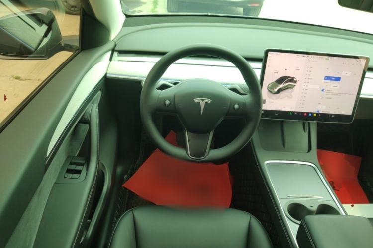 Used Tesla Model Y 2024 Rear-Wheel-Drive Version Steering Wheel