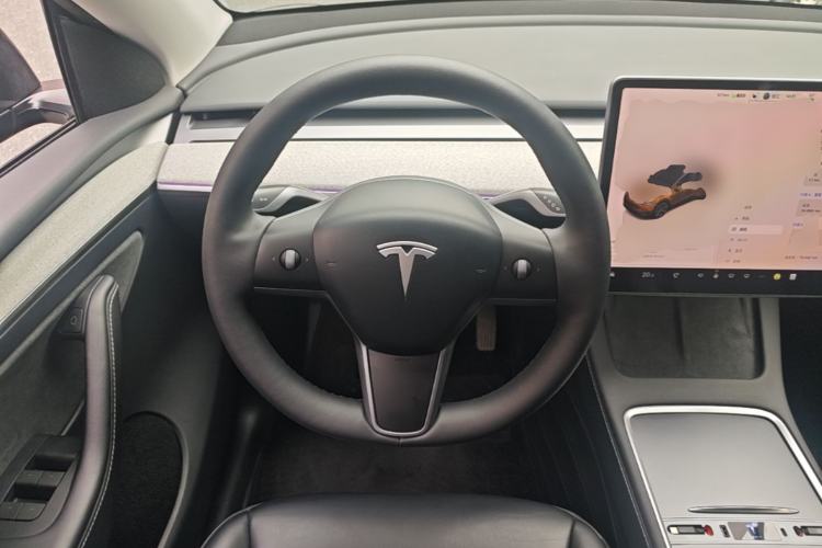 Used Tesla Model Y 2024 Rear-Wheel-Drive Version Steering Wheel
