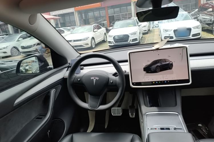 Used Tesla Model Y 2024 Rear-Wheel-Drive Version Steering Wheel
