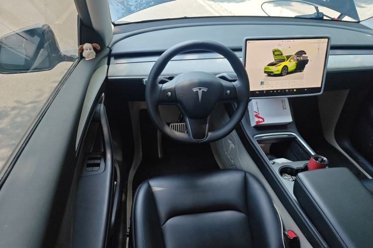 Used Tesla Model Y 2024 Rear-Wheel-Drive Version Steering Wheel