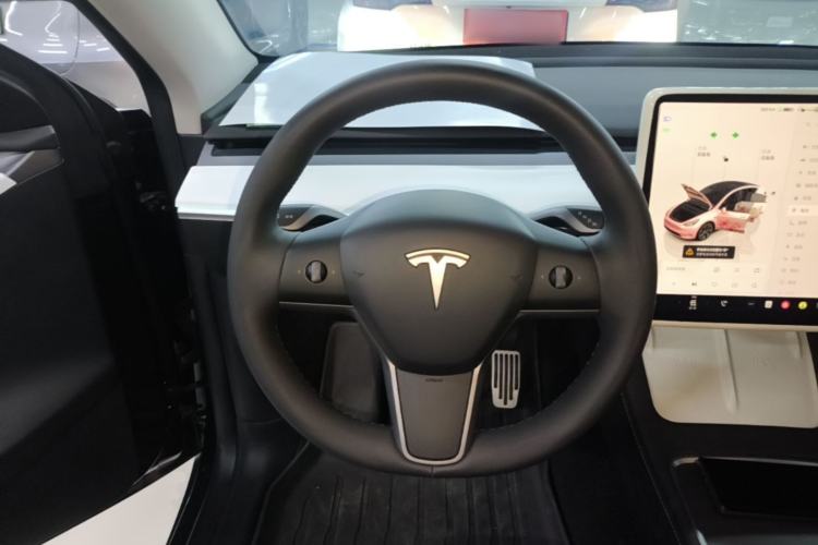 Used Tesla Model Y 2024 Rear-Wheel-Drive Version Steering Wheel