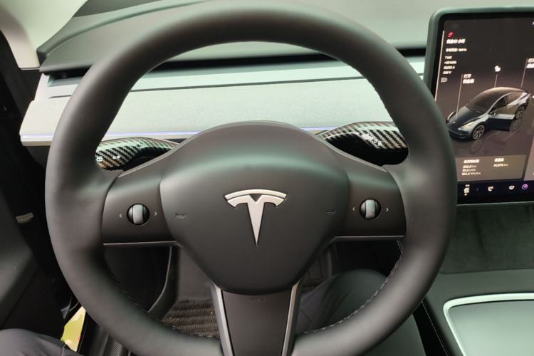 Used Tesla Model Y 2024 Rear-Wheel-Drive Version Steering Wheel