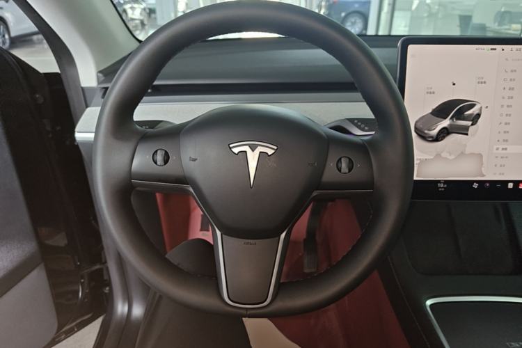 Used Tesla Model Y 2024 Rear-Wheel-Drive Version Steering Wheel