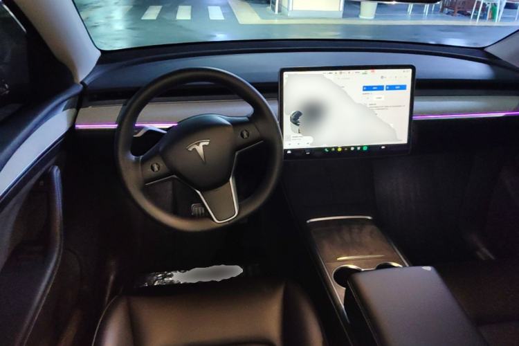 Used Tesla Model Y 2024 Long-Range All-Wheel-Drive Version Steering Wheel