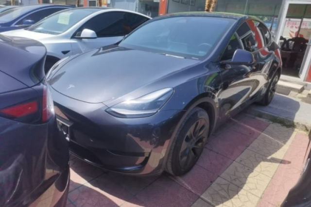 Used Tesla Model Y 2024 Rear-Wheel-Drive Version