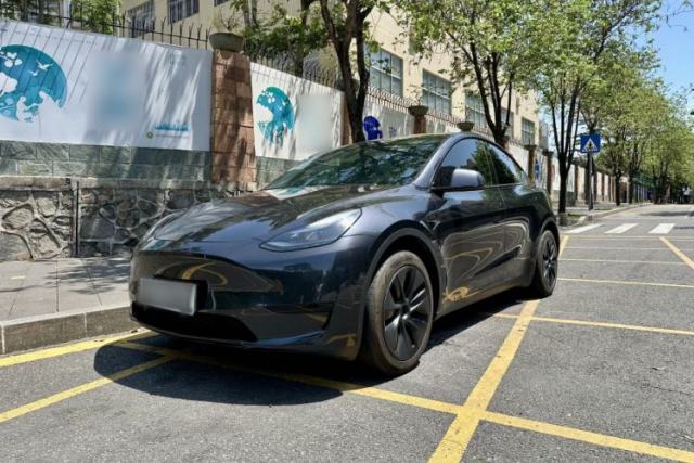 Used Tesla Model Y 2024 Rear-Wheel-Drive Version