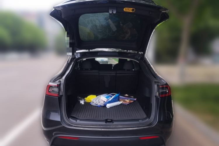 Used Tesla Model Y 2024 Rear-Wheel-Drive Version Trunk