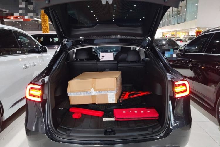 Used Tesla Model Y 2024 Rear-Wheel-Drive Version Trunk