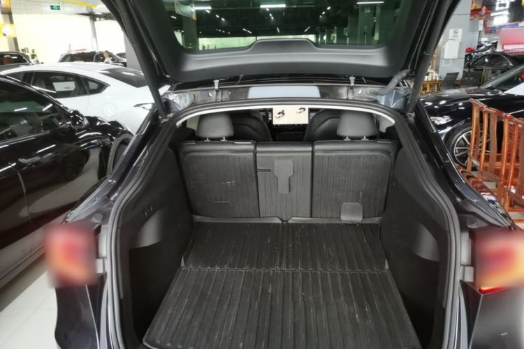 Used Tesla Model Y 2024 Rear-Wheel-Drive Version Trunk