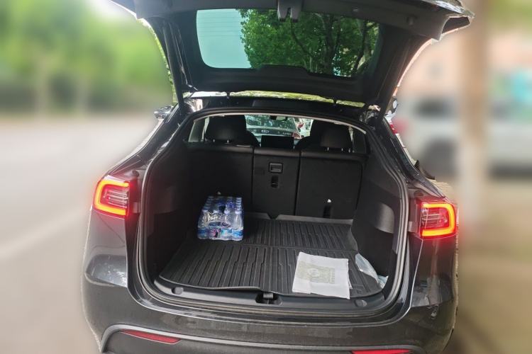 Used Tesla Model Y 2024 Rear-Wheel-Drive Version Trunk