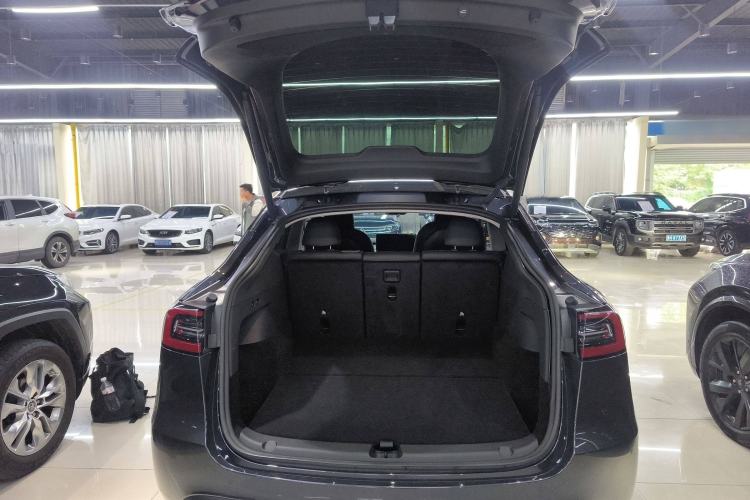 Used Tesla Model Y 2024 Rear-Wheel-Drive Version Trunk