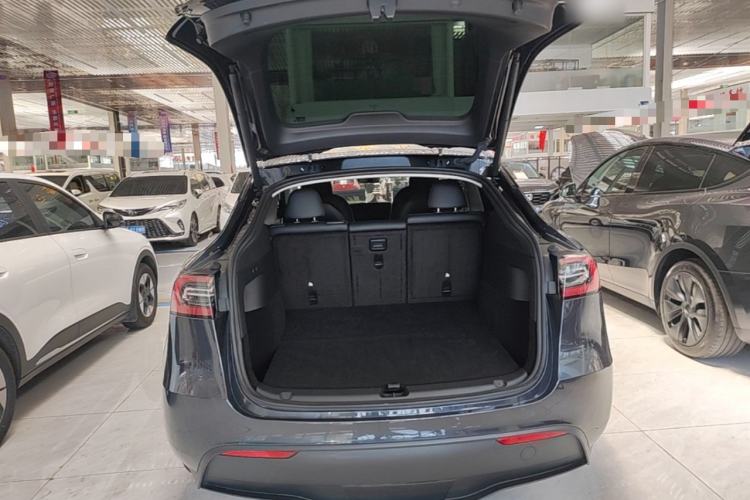 Used Tesla Model Y 2024 Rear-Wheel-Drive Version Trunk
