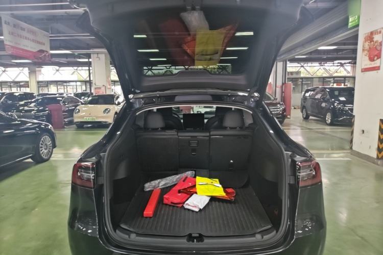 Used Tesla Model Y 2024 Rear-Wheel-Drive Version Trunk