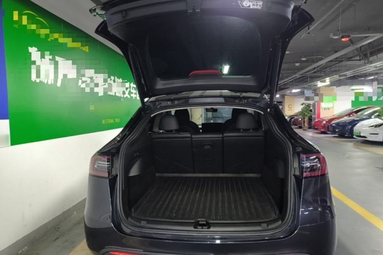 Used Tesla Model Y 2024 Rear-Wheel-Drive Version Trunk